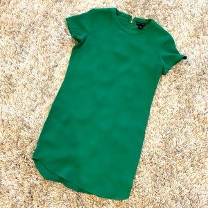 Adrienne Vittadini Green shift dress